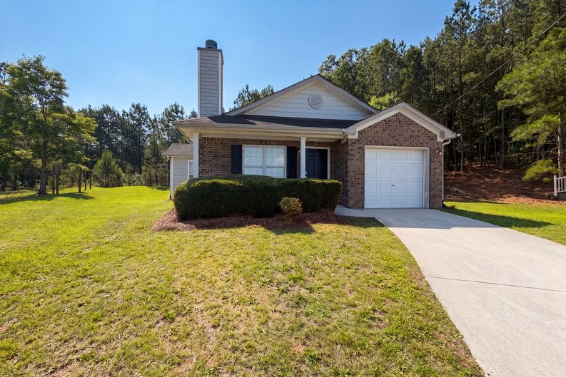 Photo 22 of 25 of 6774 Fairfax Ct, Lithonia, GA
