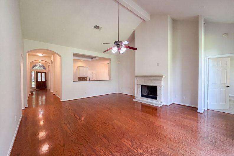 Photo 11 of 25 of 3011 Poplar Isle, Missouri City, TX
