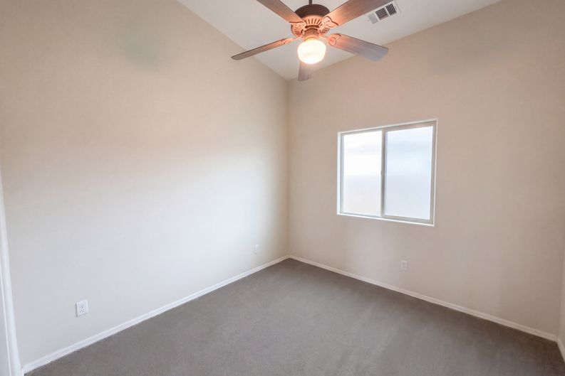 Photo 18 of 26 of 2090 W Corona Dr, Chandler, AZ