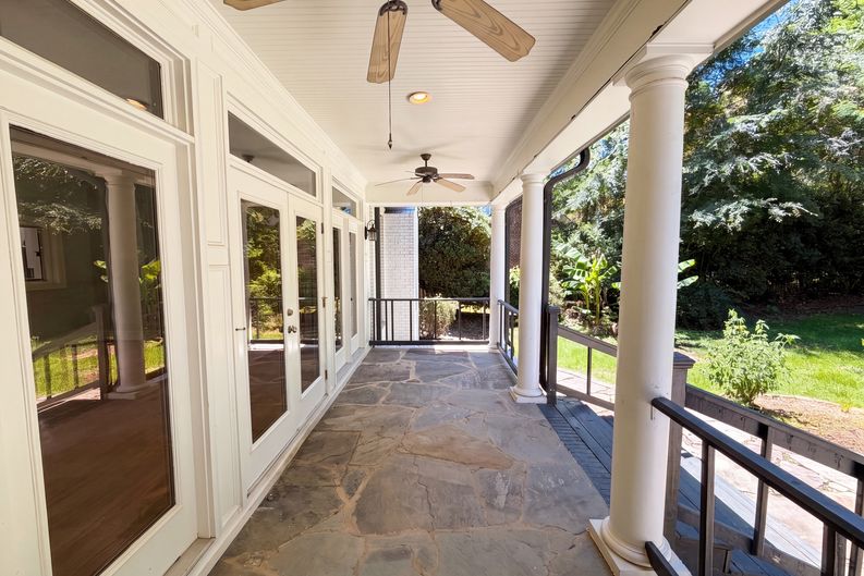 Photo 6 of 21 of 5309 Lancelot Dr, Charlotte, NC