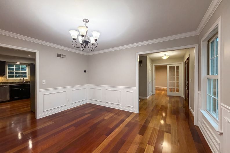 Photo 11 of 32 of 12173 Village Woods Dr, Cincinnati, OH