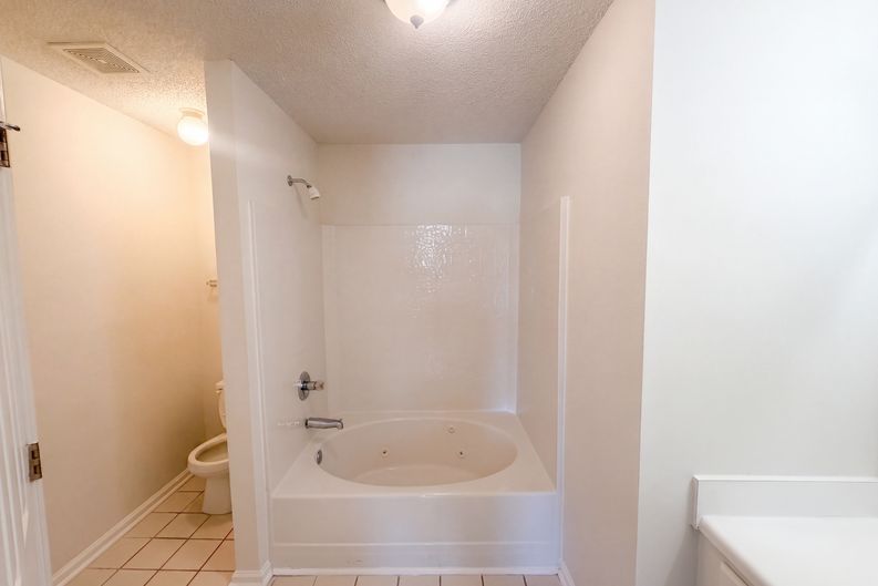 Photo 18 of 24 of 3807 Fig Leaf Ct, Greensboro, NC