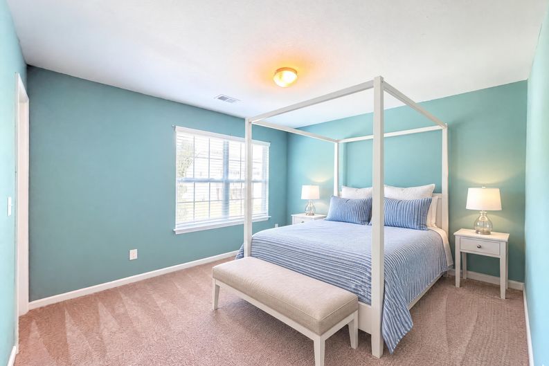 Photo 12 of 19 of 1578 Zeverly St, Winston Salem, NC