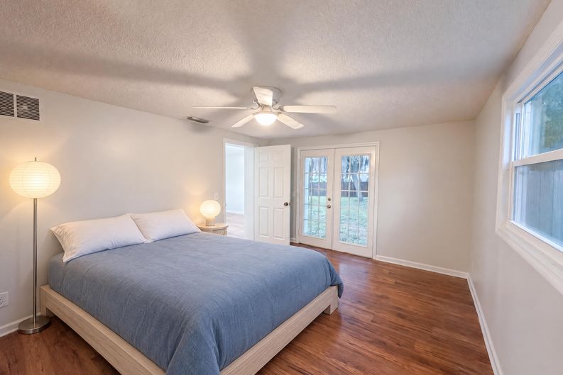 Photo 8 of 20 of 3004 Hunkin Cir, Deltona, FL