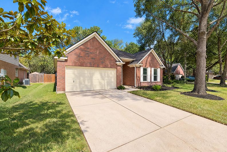 Photo 24 of 26 of 6023 Timber Oaks Rdg, Humble, TX