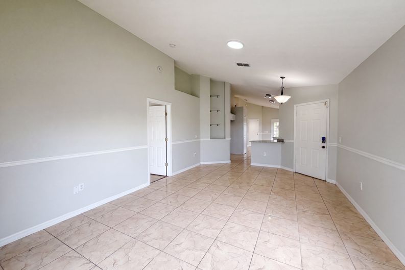 Photo 9 of 38 of 225 Southbridge Cir, Kissimmee, FL