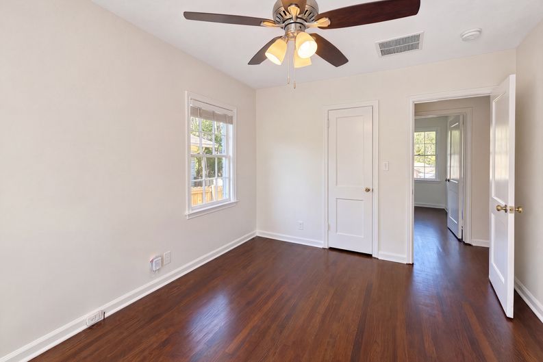 Photo 12 of 23 of 1876 Camellia Dr, Decatur, GA