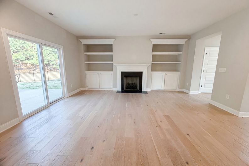 Photo 3 of 20 of 5016 Watercrest Trl, Belmont, NC