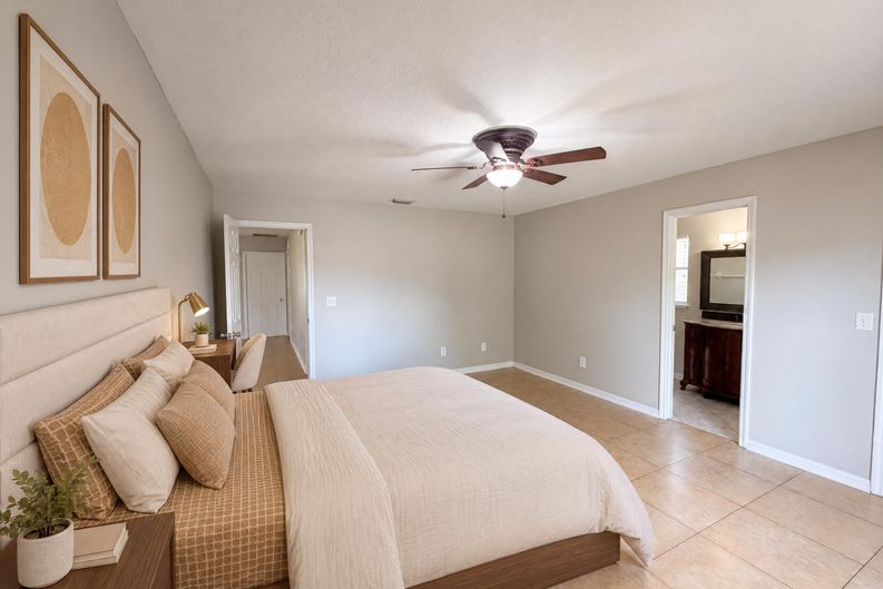 Photo 4 of 29 of 17802 Jefferson St, Oakland, FL
