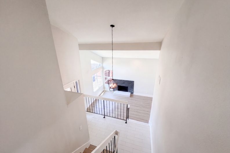 Photo 9 of 46 of 6005 La Castana Way, Sacramento, CA