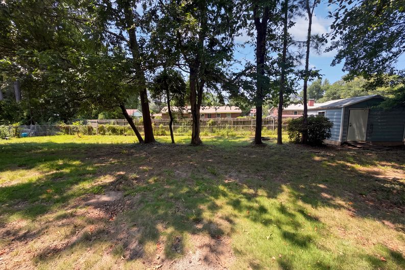 Photo 22 of 23 of 927 Greenlawn Dr, Columbia, SC