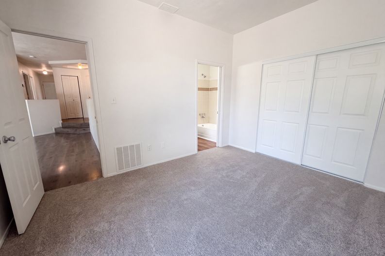 Photo 8 of 18 of 1610 Perma Dr NE, Rio Rancho, NM