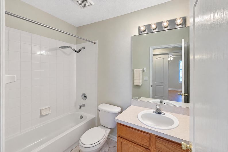 Photo 29 of 37 of 30447 Iverson Dr, Wesley Chapel, FL