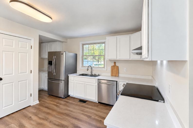 Photo 19 of 22 of 4921 Yorktown Rd, Nashville, TN