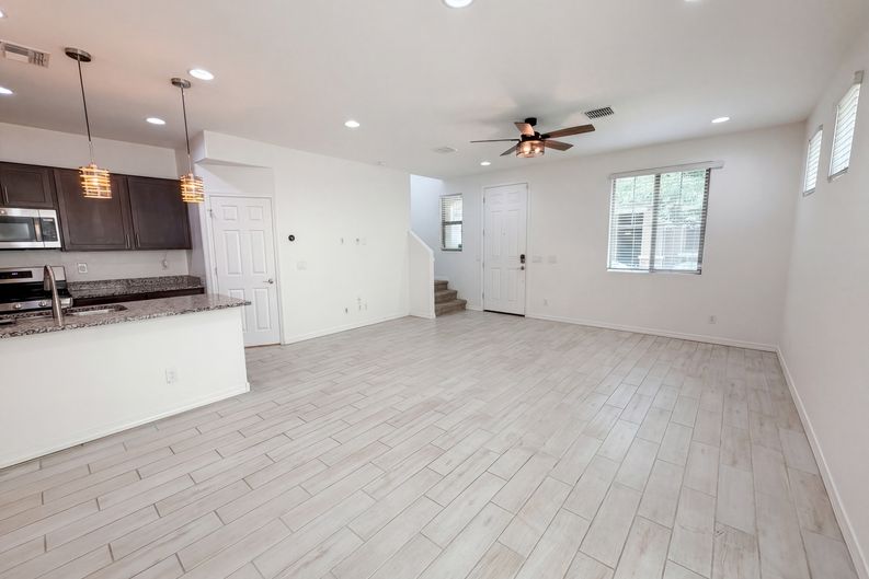 Photo 7 of 26 of 5728 W Raymond St, Phoenix, AZ