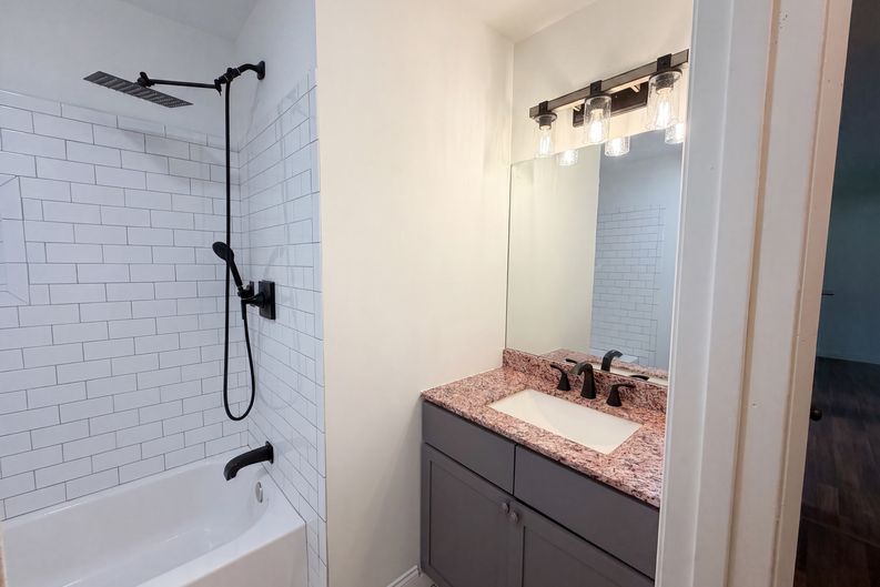 Photo 15 of 30 of 8505 Troutman Ln, Knoxville, TN
