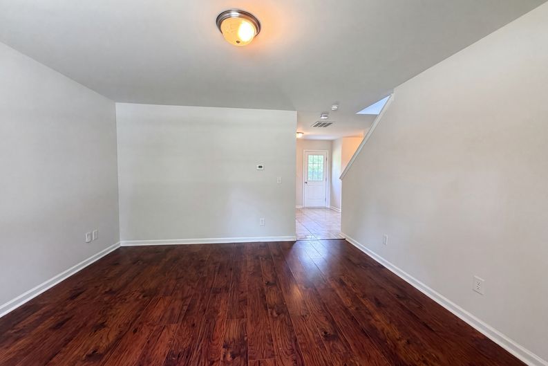 Photo 3 of 24 of 4655 Chapel Ridge Dr, Greensboro, NC