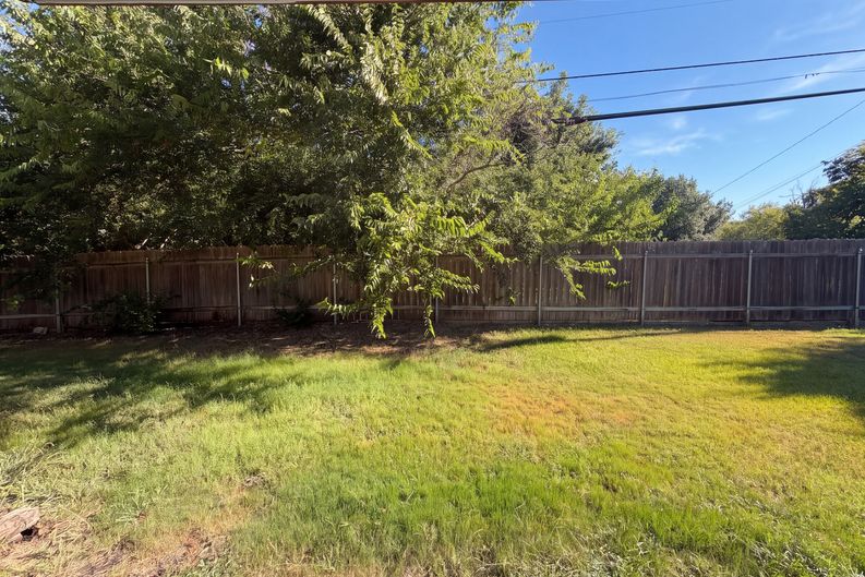 Photo 16 of 18 of 4107 Rock Ct, Temple, TX