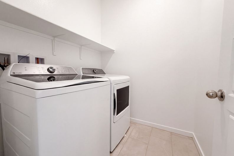 Photo 16 of 19 of 8364 Caldera Hills Ave, Las Vegas, NV