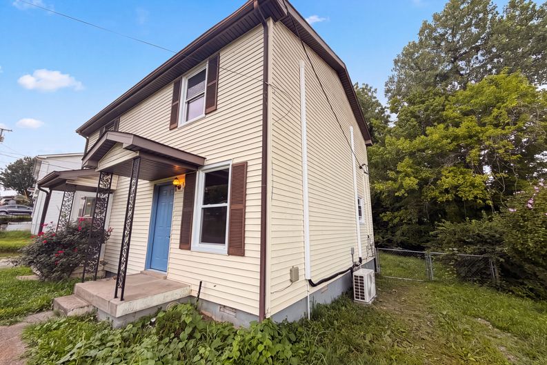Photo 16 of 18 of 5505 Eulala Dr, Nashville, TN