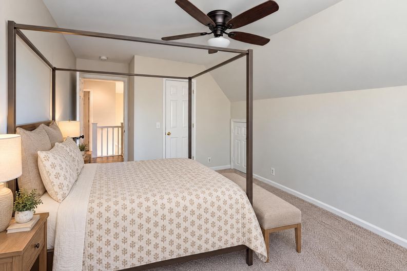 Photo 15 of 42 of 702 Lone Oak Dr, Pegram, TN