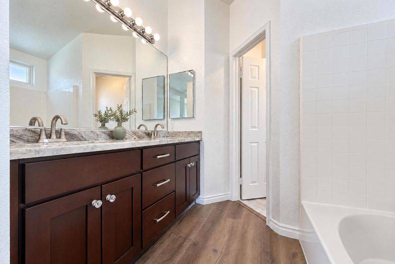 Photo 9 of 25 of 16069 Augusta Dr, Chino Hills, CA