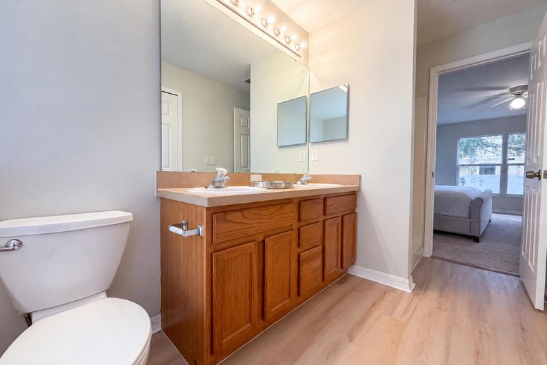 Photo 9 of 18 of 1021 Dekleva Dr, Apopka, FL