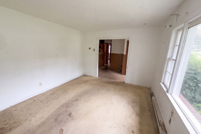 Photo 3 of 13 of 1418 Shoveller Ave, Virginia Beach, VA
