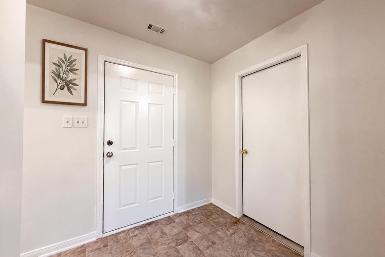 Photo 20 of 23 of 16331 Long Valley Ct, Conroe, TX