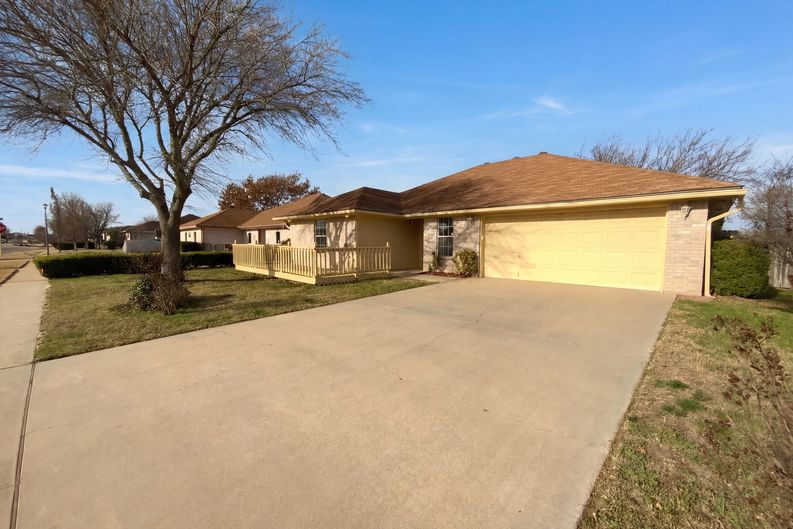 Photo 7 of 21 of 4307 Blueduck Dr, Killeen, TX