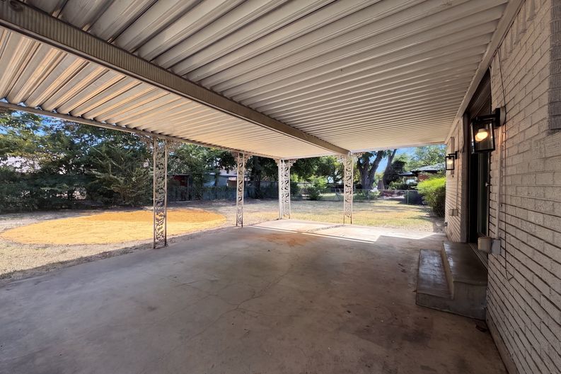 Photo 22 of 25 of 5421 Bonnie Wayne St, Haltom City, TX
