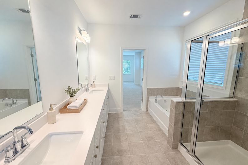 Photo 16 of 24 of 3219 Shirecrest Ln, Dacula, GA