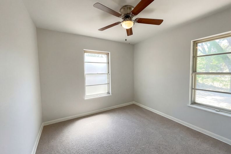 Photo 11 of 14 of 354 Saipan Pl, San Antonio, TX