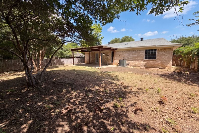 Photo 24 of 25 of 5608 Cherilee Ln, Haltom City, TX
