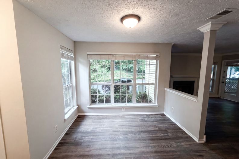 Photo 8 of 18 of 6818 Glenridge Dr, Atlanta, GA