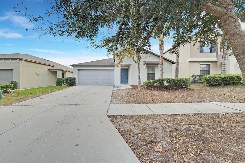 Photo 7 of 23 of 10113 Rosemary Leaf Ln, Riverview, FL