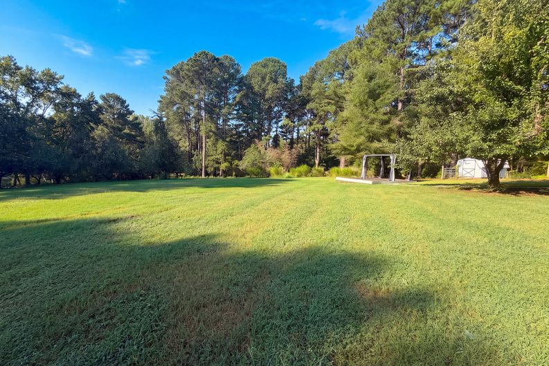 Photo 17 of 19 of 6909 Branton Dr, Cary, NC