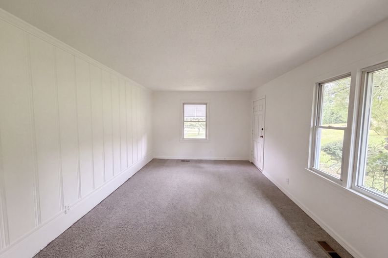 Photo 8 of 20 of 612 Victor Dr, Knoxville, TN