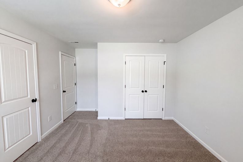 Photo 26 of 37 of 7463 Buckview Ct, Kernersville, NC