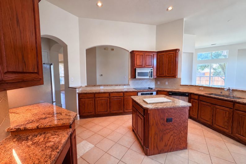 Photo 9 of 16 of 1724 Boxwood Ln, Wylie, TX