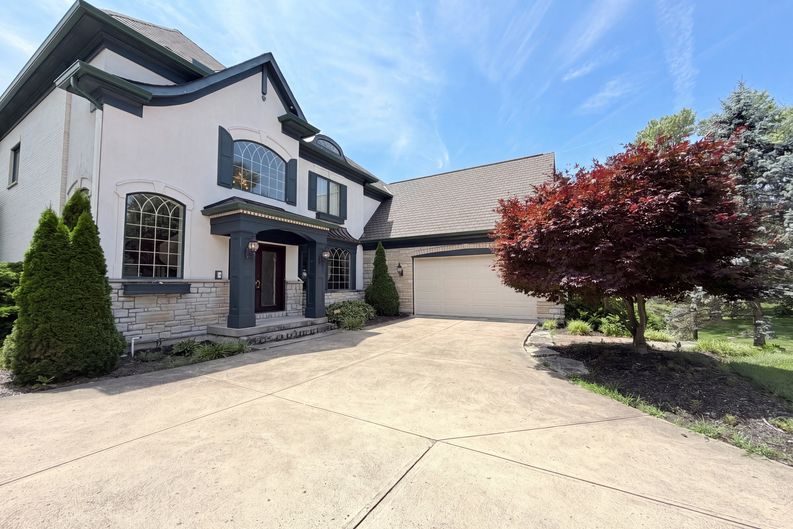 Photo 34 of 38 of 7087 Bridgetown Rd, Cincinnati, OH