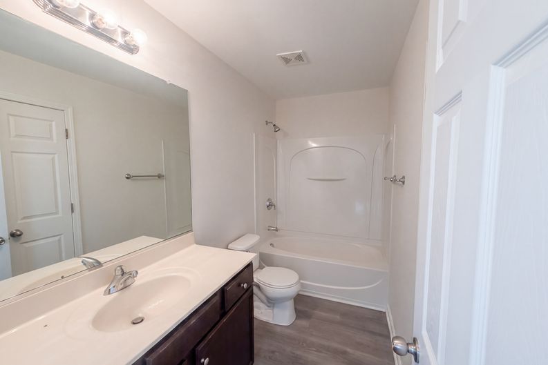 Photo 20 of 24 of 2722 Quail Oaks Dr, Greensboro, NC