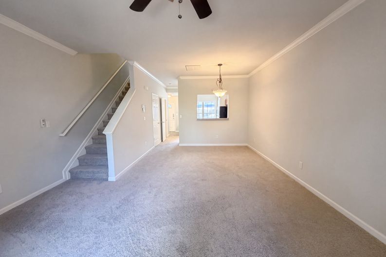Photo 6 of 45 of 615 Graythorn Ln, Greenville, SC