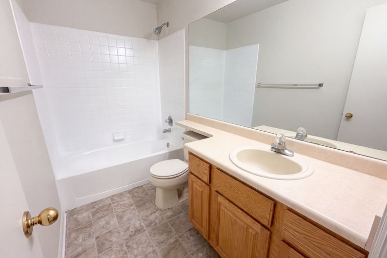 Photo 23 of 40 of 821 Sage Sparrow Cir, Highlands Ranch, CO