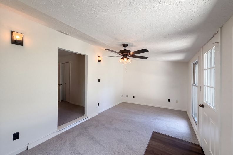 Photo 10 of 21 of 116 Valleyview Dr, Johnstown, OH