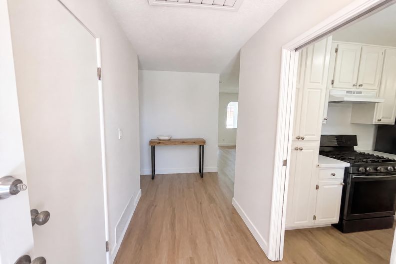 Photo 26 of 30 of 5313 Fernwood Way, Sacramento, CA