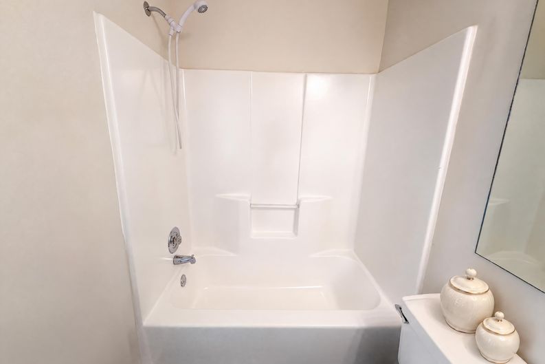 Photo 16 of 21 of 1337 Parkside Club Dr, Lawrenceville, GA