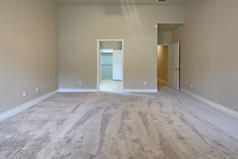 Photo 9 of 27 of 24542 N Denham Ridge Ln, Spring, TX