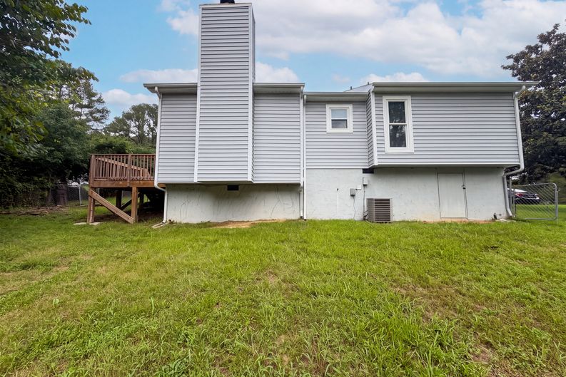 Photo 5 of 16 of 3616 Shrewsbury St, Durham, NC