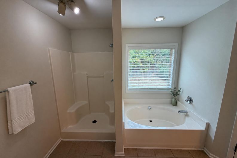 Photo 22 of 39 of 9518 Rushmore Cir, Braselton, GA